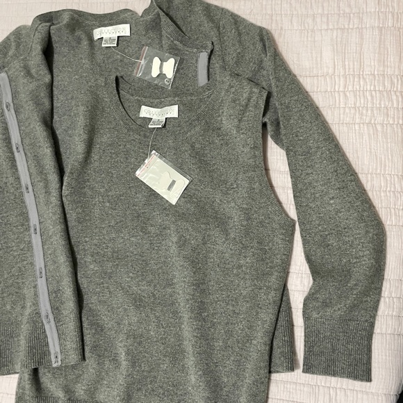 100% Cashmere Cardigan and Vest Combo - Picture 7 of 11